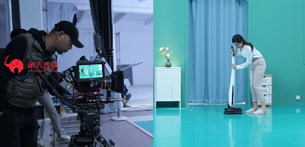 拍摄制作公司:广告片如何拍出朦胧美(图1) 拍摄制作公司:广告片如何拍出朦胧美(图1)